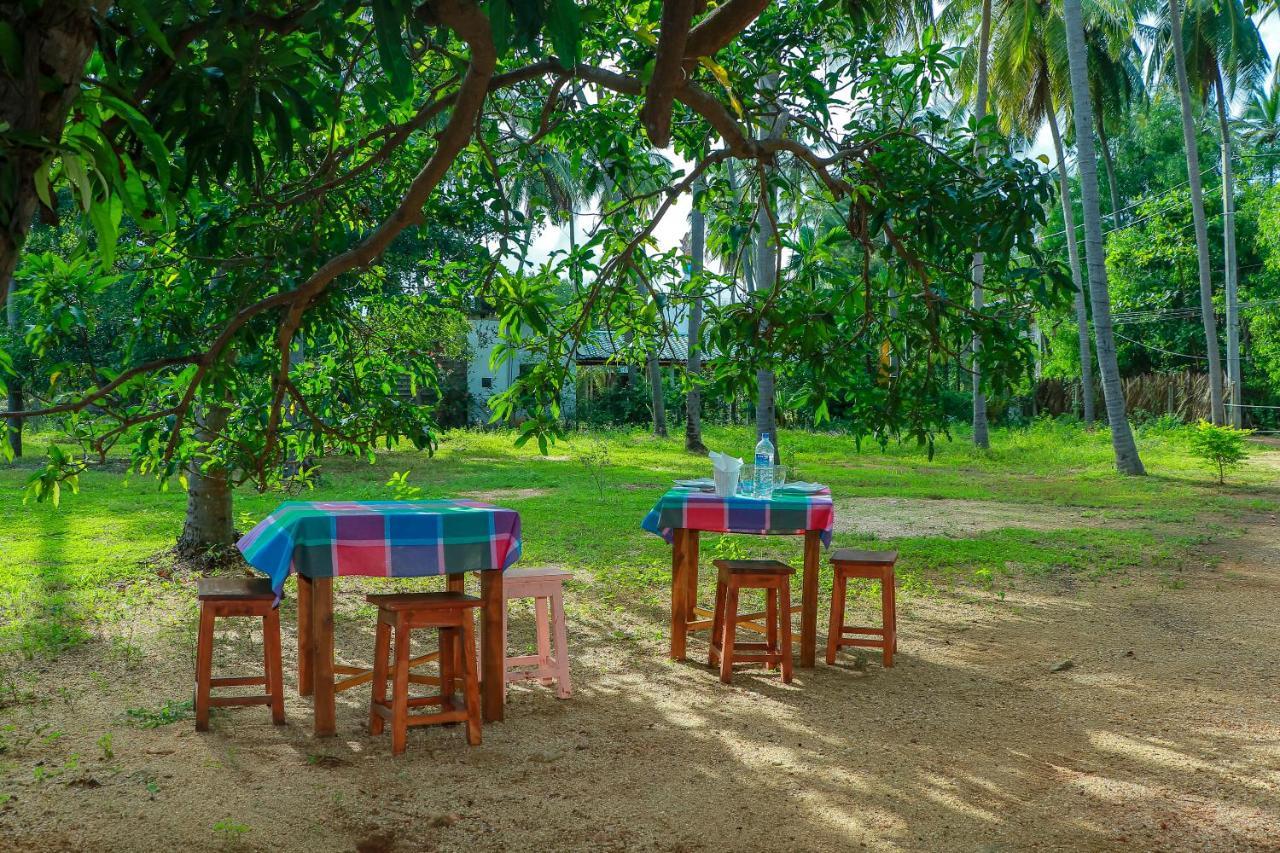Elena Garden Resort And Restaurant تريكونامالاي المظهر الخارجي الصورة