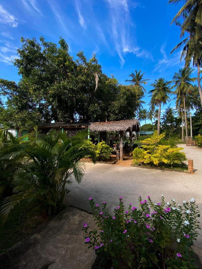 Elena Garden Resort And Restaurant تريكونامالاي المظهر الخارجي الصورة