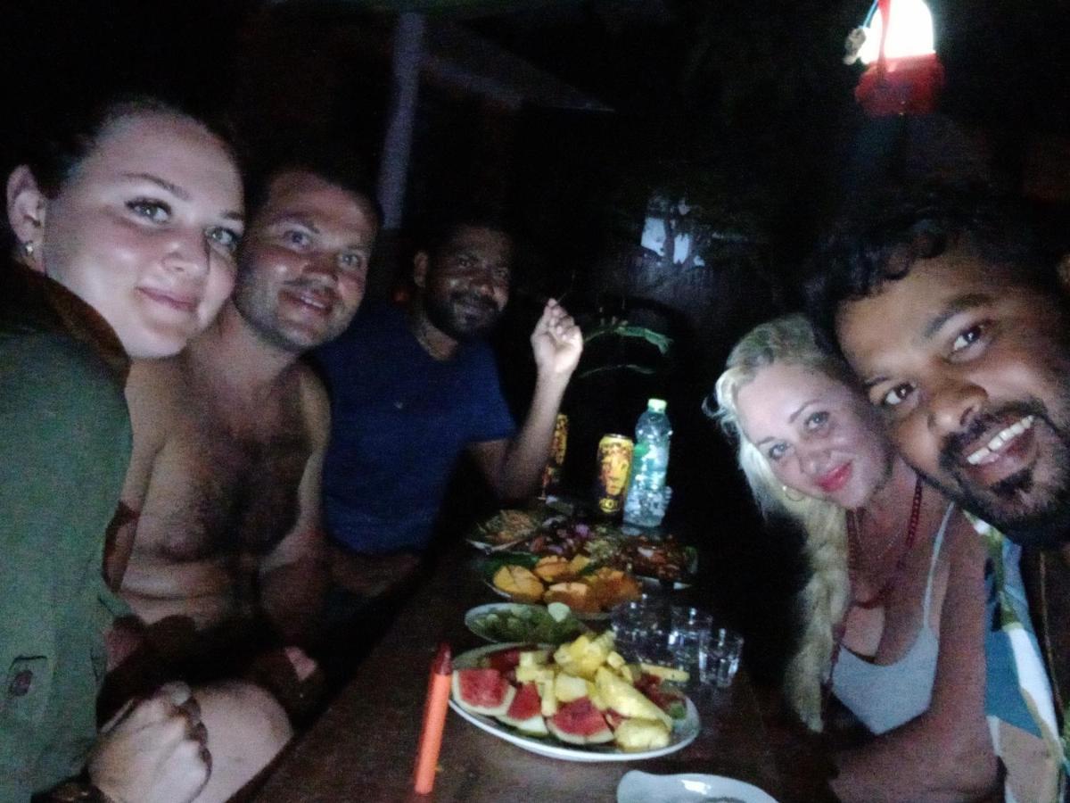 Elena Garden Resort And Restaurant تريكونامالاي المظهر الخارجي الصورة